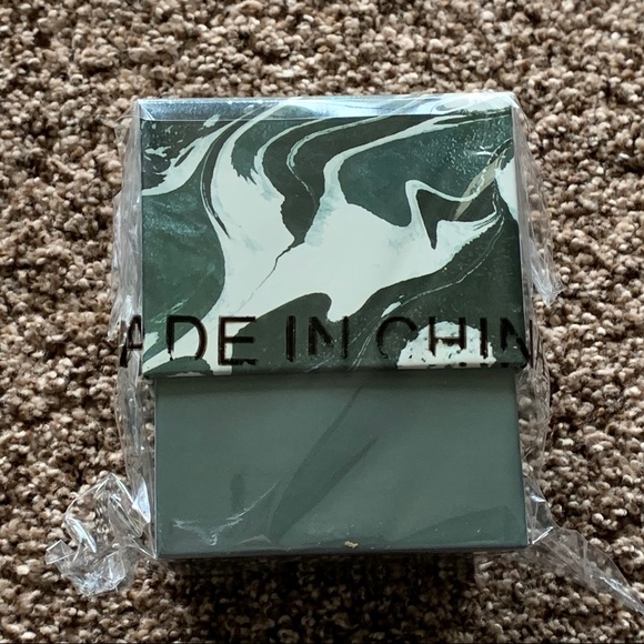 NEW Taylor Swift Evermore Candle - Picture 4 of 9